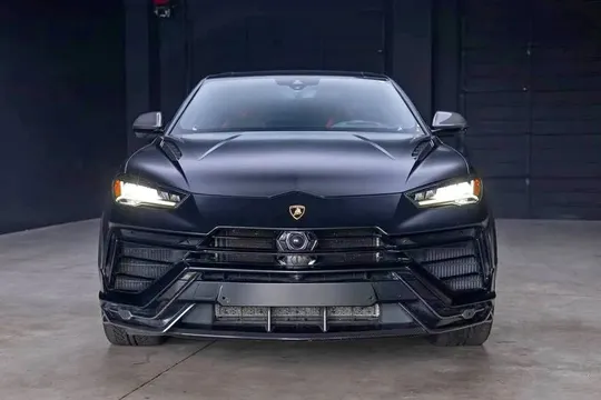 2024 Lamborghini Urus Performante