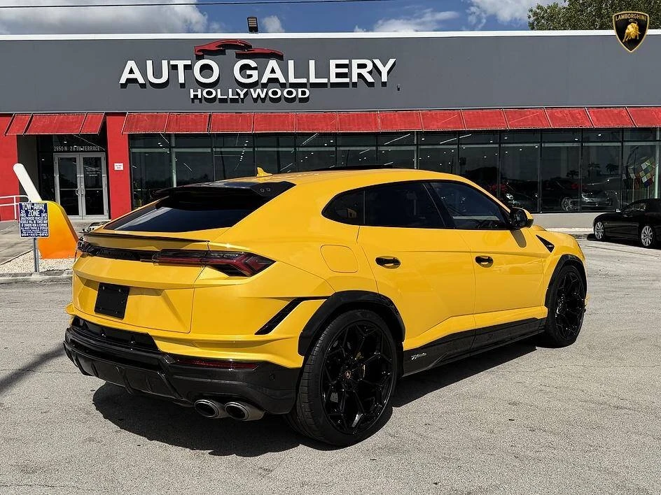 2024 Lamborghini Urus SE - Image 9 of 20