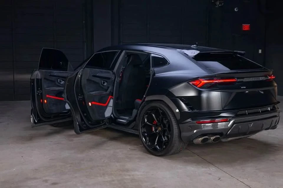 2024 Lamborghini Urus SE - Image 4 of 8