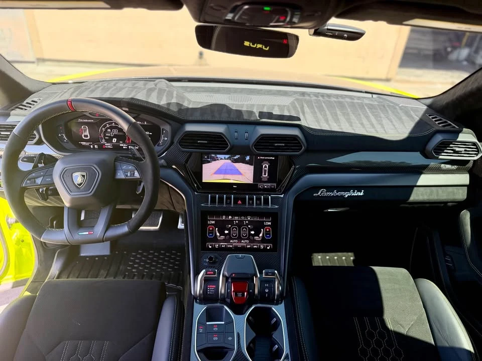 2024 Lamborghini Urus - Image 19 of 20
