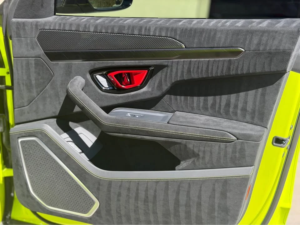 2024 Lamborghini Urus - Image 12 of 20