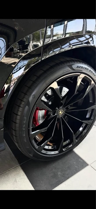 2024 Lamborghini Urus SE - Image 3 of 3