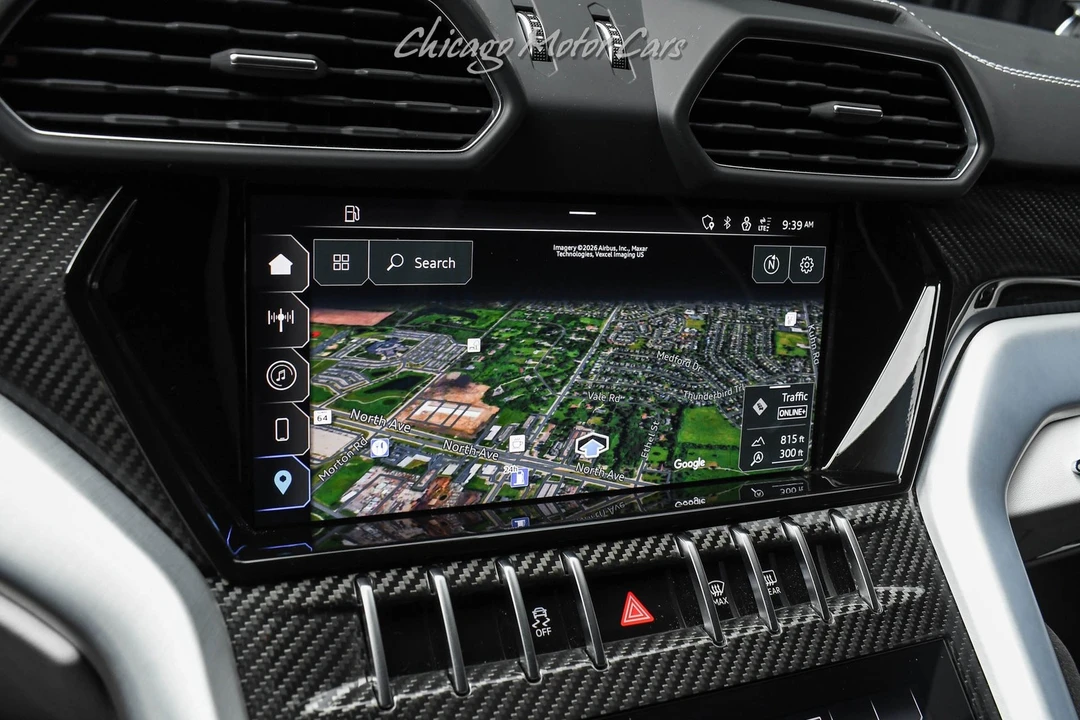2024 Lamborghini Urus SE - Image 14 of 31