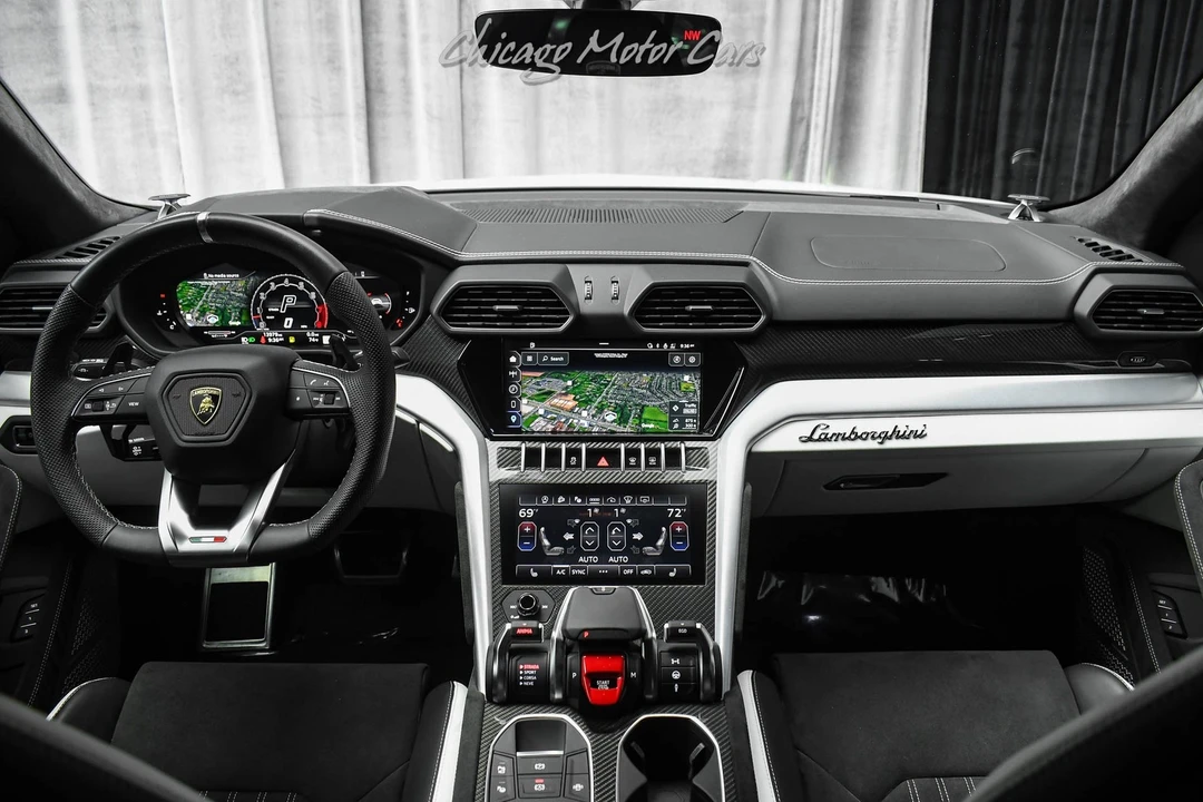 2024 Lamborghini Urus SE - Image 22 of 31