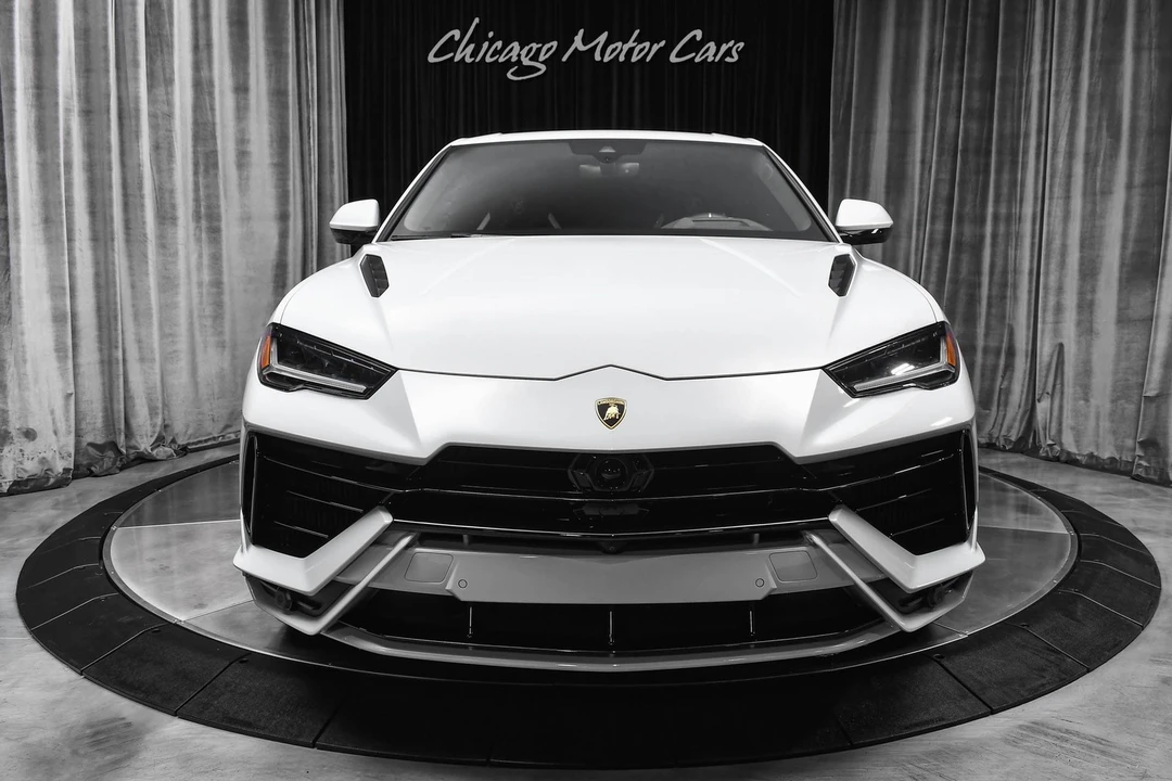 2024 Lamborghini Urus SE - Image 7 of 31