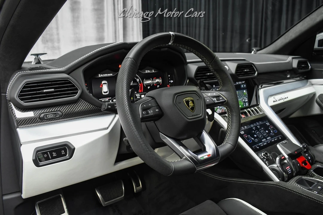 2024 Lamborghini Urus SE - Image 8 of 31