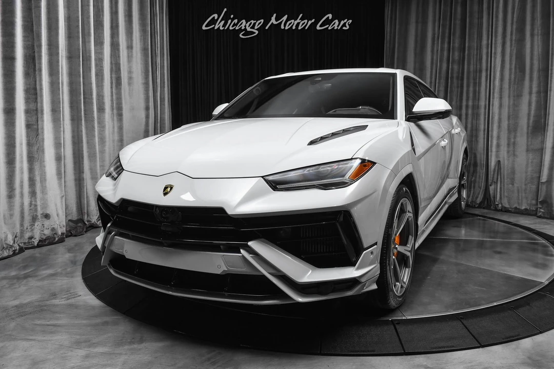 2024 Lamborghini Urus SE - Image 2 of 31