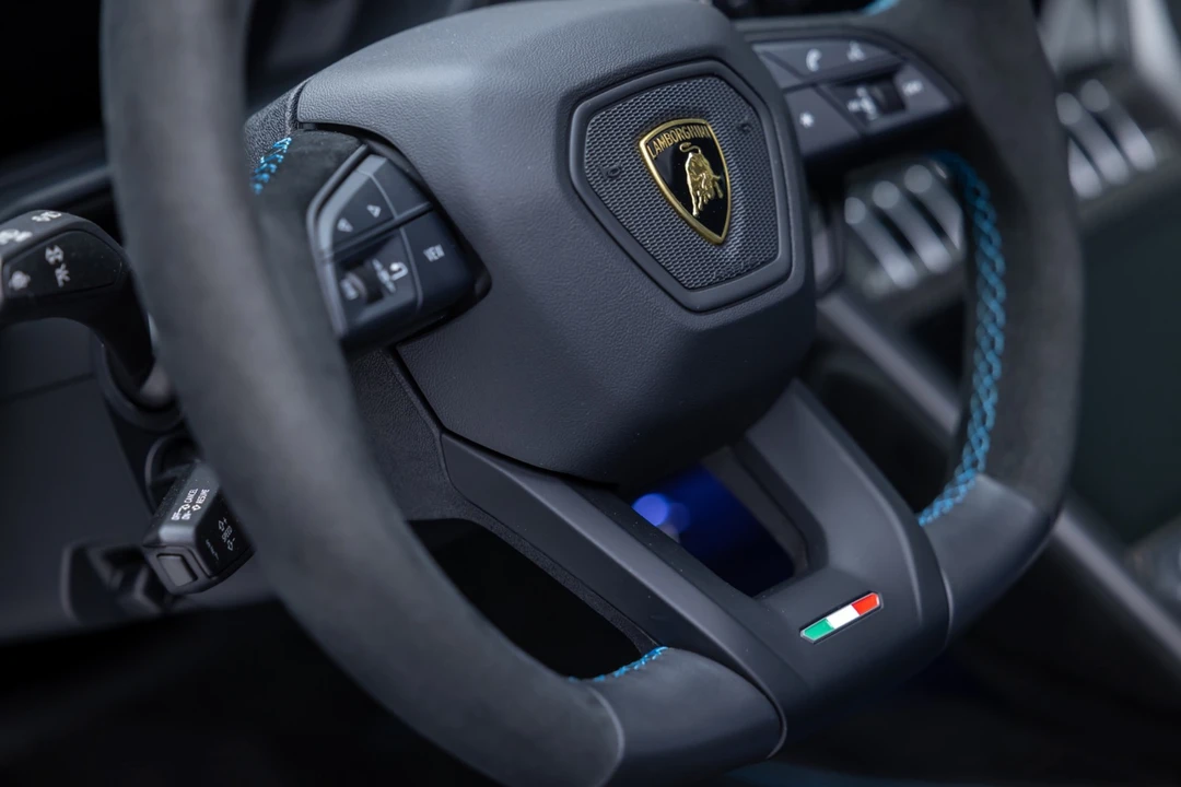 2024 Lamborghini Urus Performante - Image 11 of 21