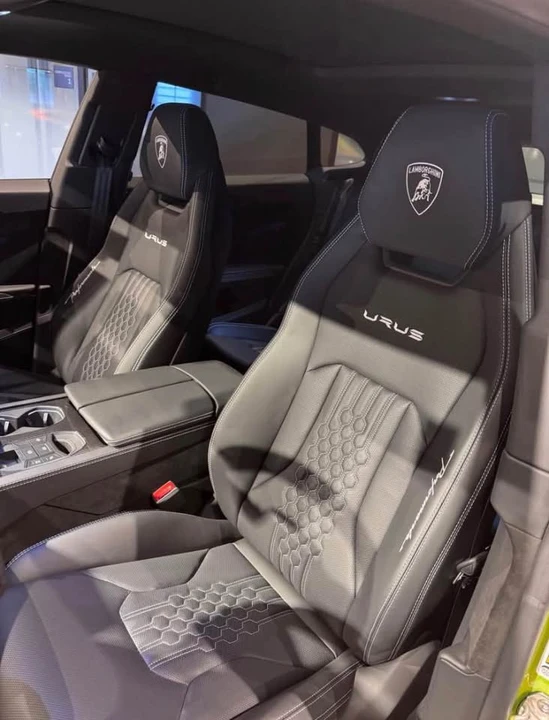 2024 Lamborghini Urus Performante - Image 8 of 9