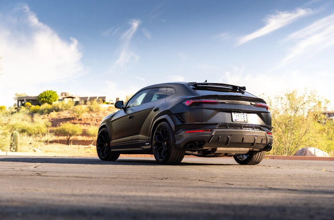 2024 Lamborghini Urus Performante - Image 2 of 31