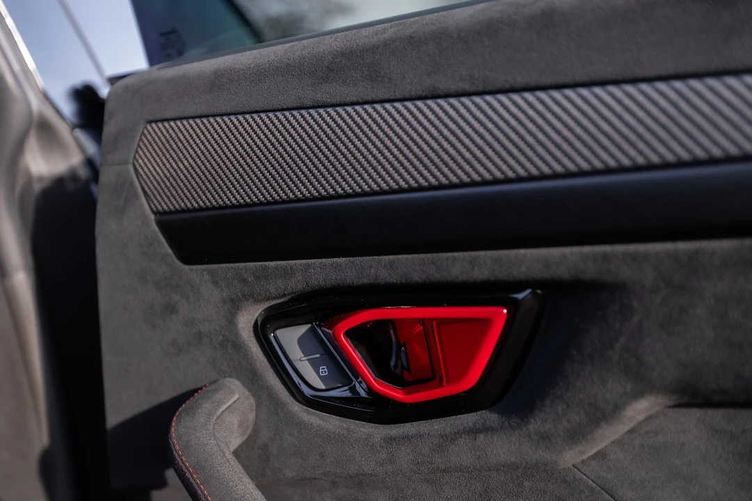2024 Lamborghini Urus Performante - Image 31 of 31