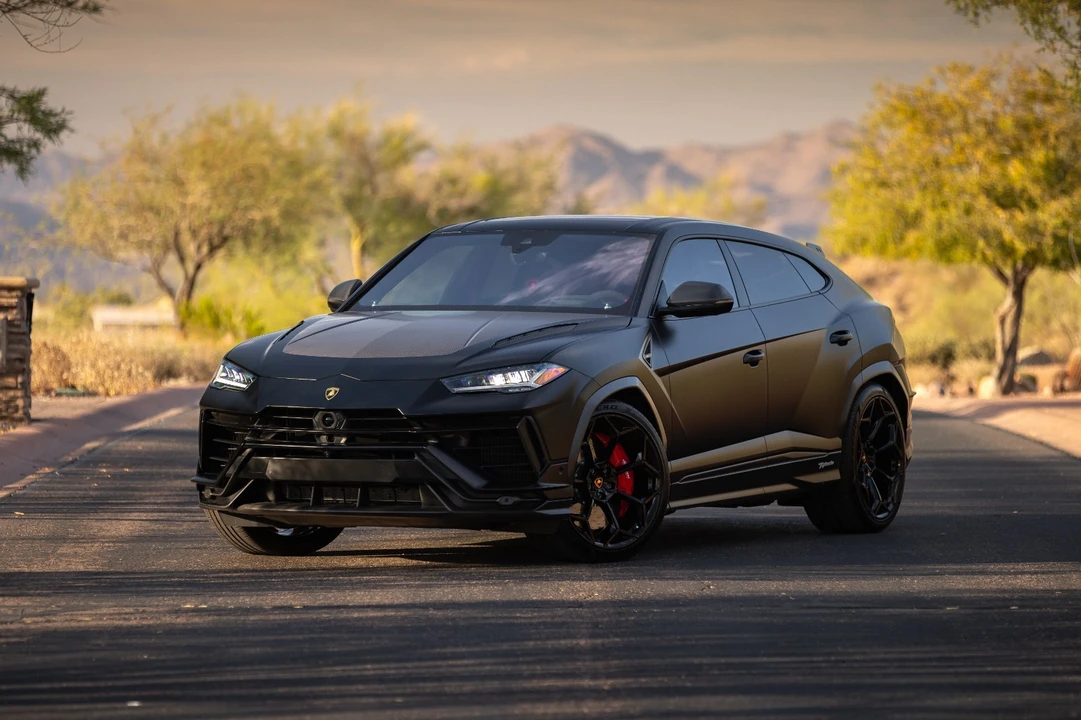 2024 Lamborghini Urus Performante - Image 10 of 31