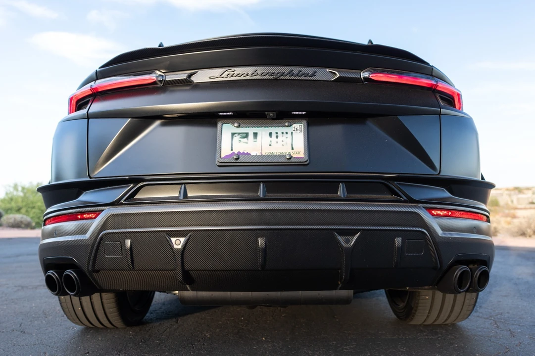 2024 Lamborghini Urus Performante - Image 17 of 31