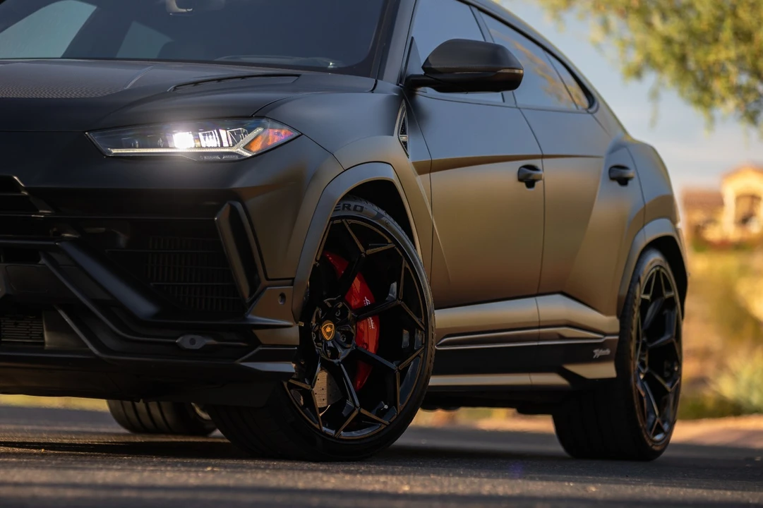 2024 Lamborghini Urus Performante - Image 11 of 31