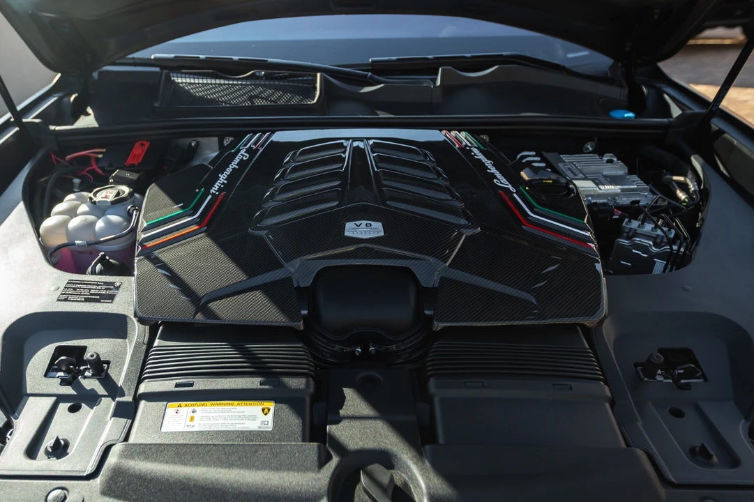 2024 Lamborghini Urus Performante - Image 20 of 31