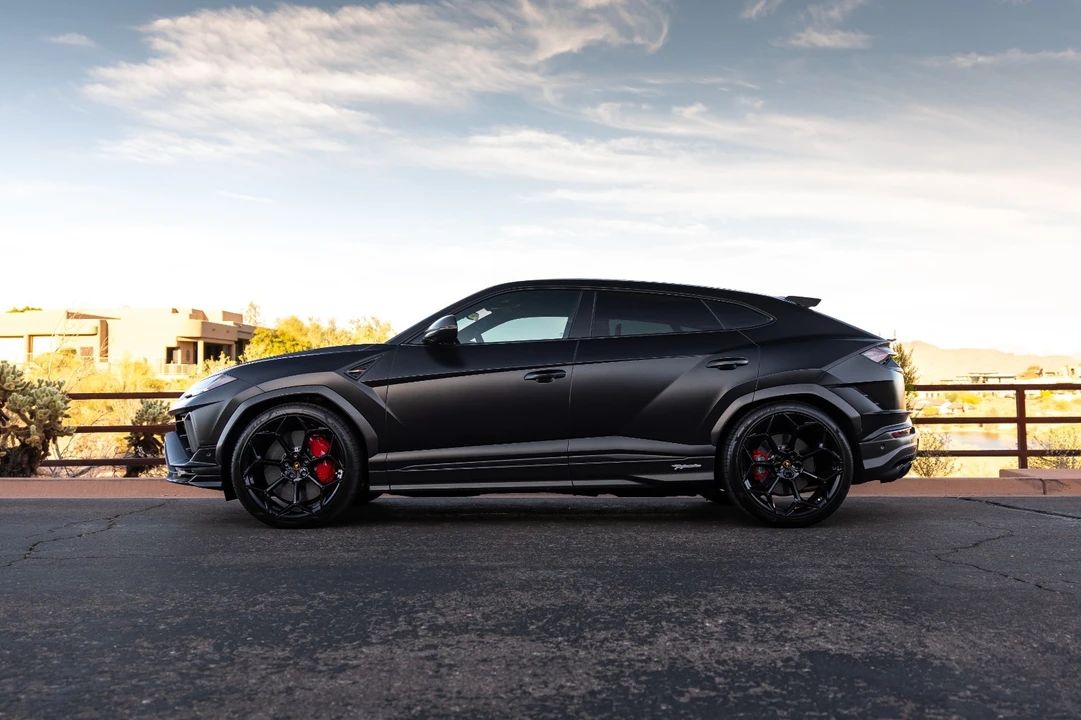2024 Lamborghini Urus Performante - Image 8 of 31