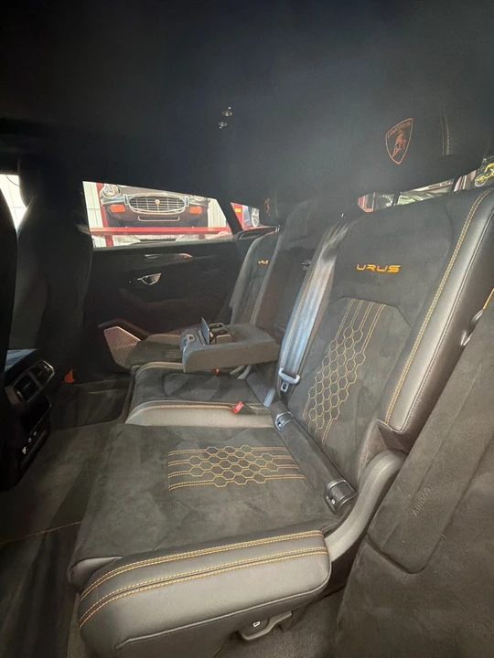 2024 Lamborghini Urus Performante - Image 8 of 31