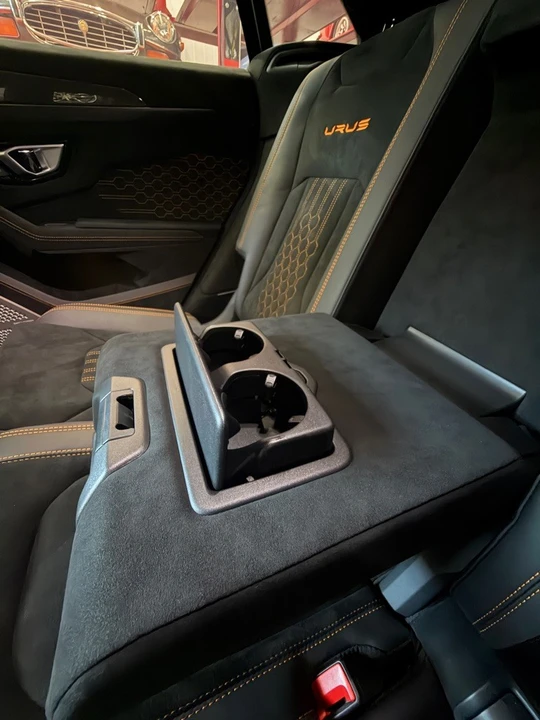 2024 Lamborghini Urus Performante - Image 22 of 31