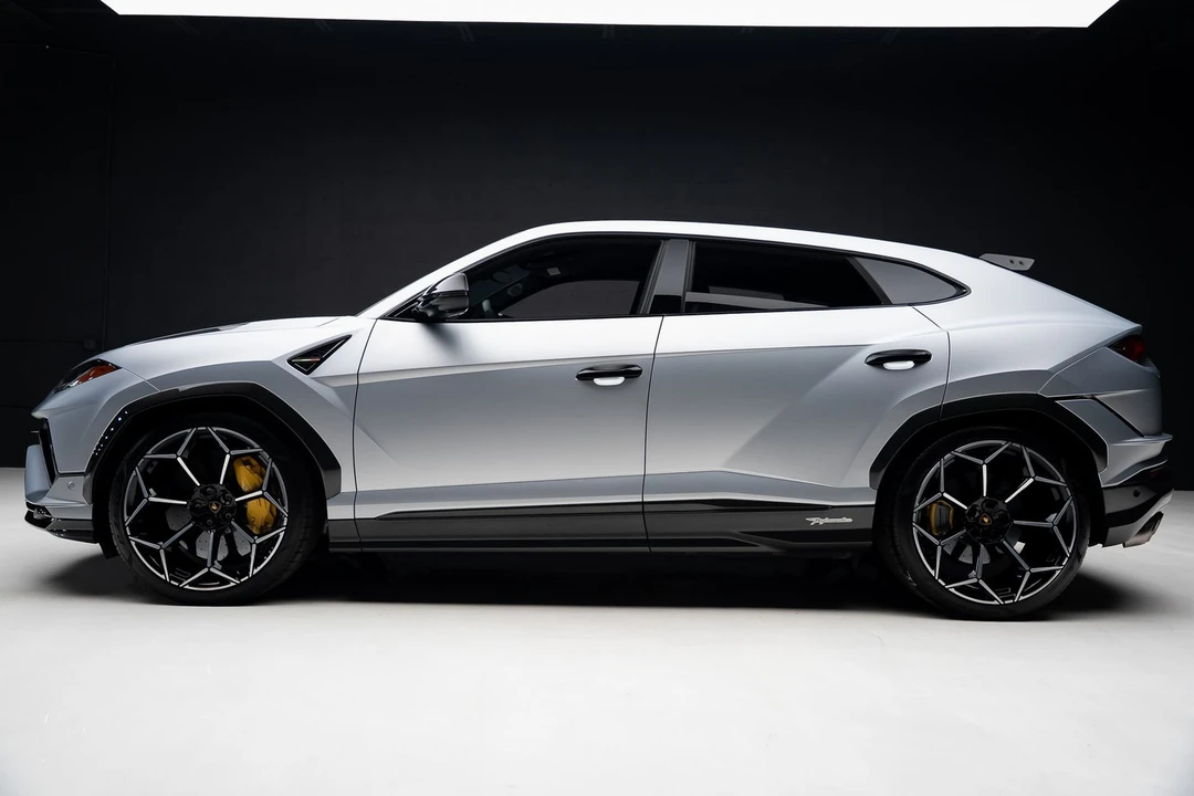 2024 Lamborghini Urus Performante - Image 18 of 31