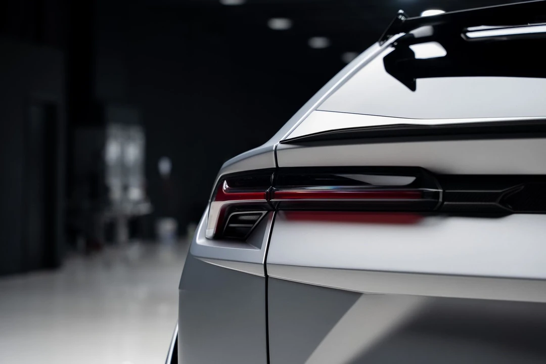 2024 Lamborghini Urus Performante - Image 29 of 31