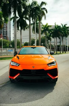 2024 Lamborghini Urus Performante