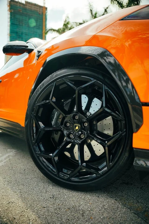 2024 Lamborghini Urus Performante - Image 8 of 12