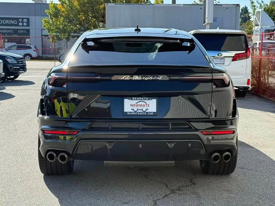 2024 Lamborghini Urus Performante - Image 4 of 16