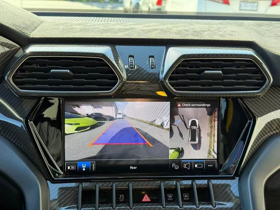 2024 Lamborghini Urus Performante - Image 10 of 16