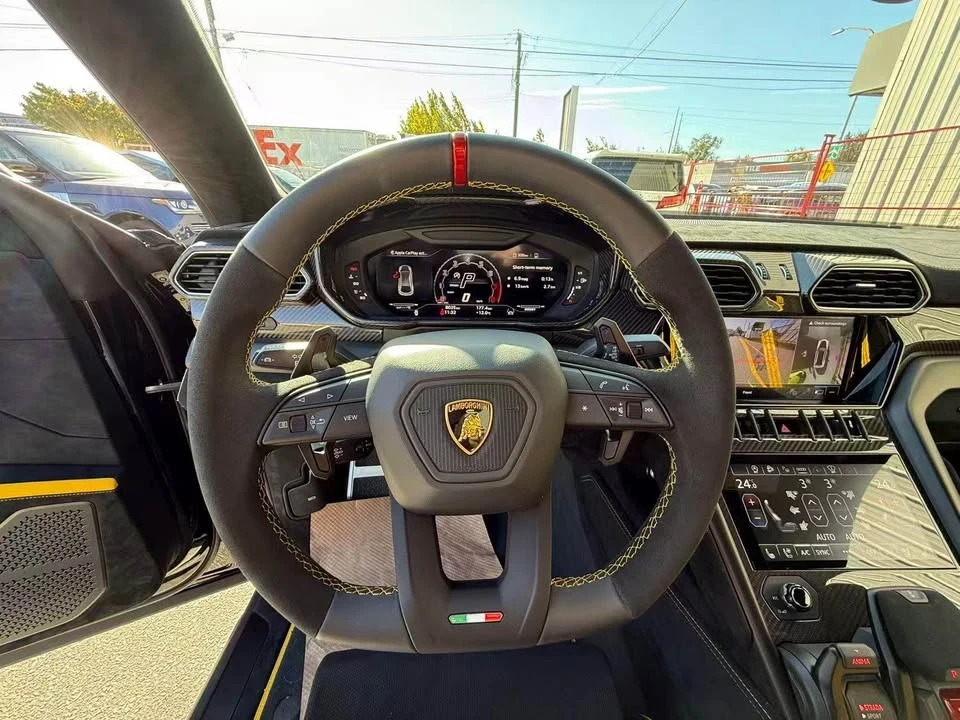 2024 Lamborghini Urus Performante - Image 13 of 16
