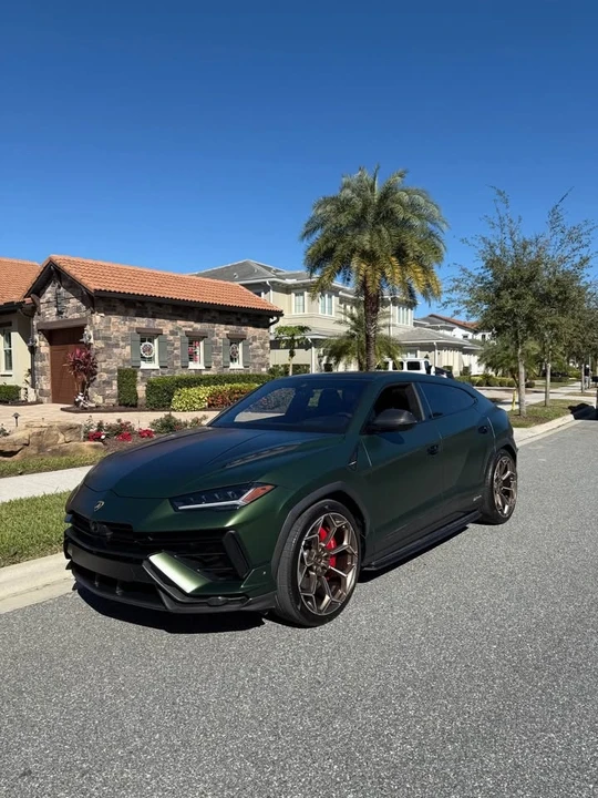 2024 Lamborghini Urus Performante - Image 6 of 16