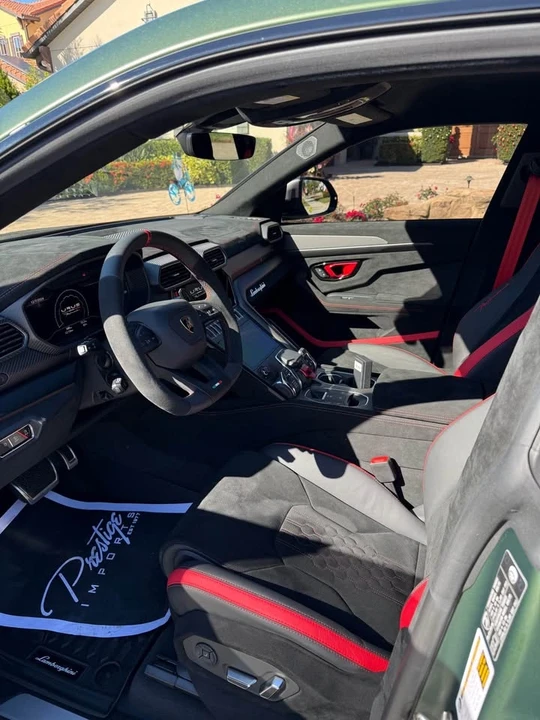 2024 Lamborghini Urus Performante - Image 13 of 16