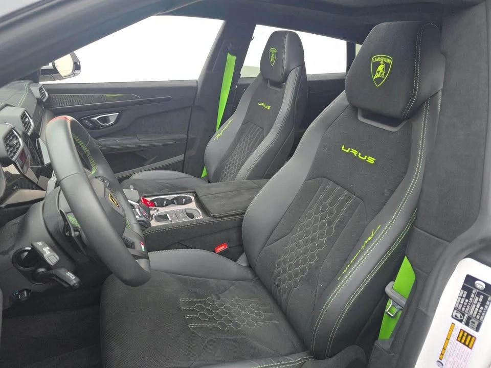 2024 Lamborghini Urus Performante - Image 5 of 9