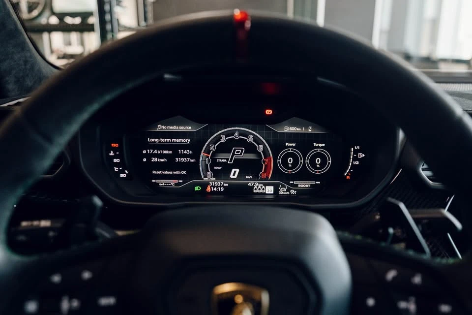 2024 Lamborghini Urus Performante - Image 20 of 20