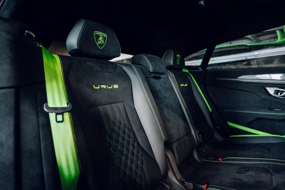 2024 Lamborghini Urus Performante - Image 19 of 20