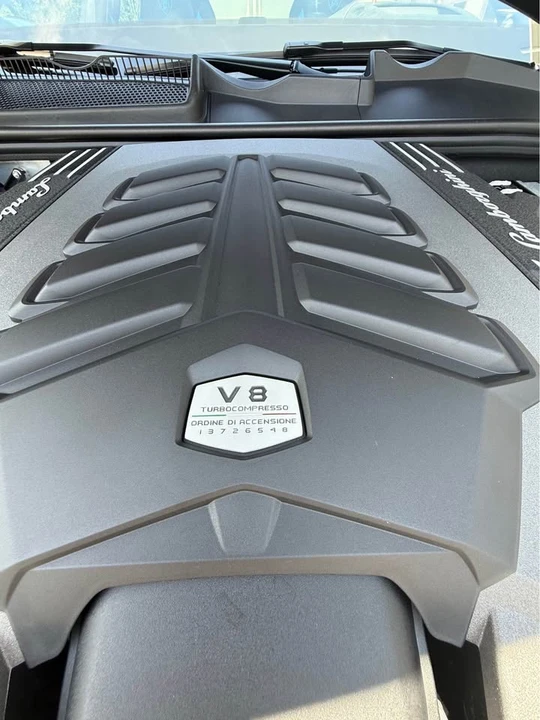 2024 Lamborghini Urus Performante - Image 11 of 21