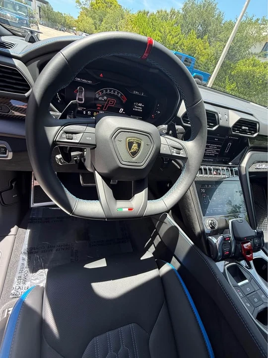2024 Lamborghini Urus Performante - Image 17 of 21