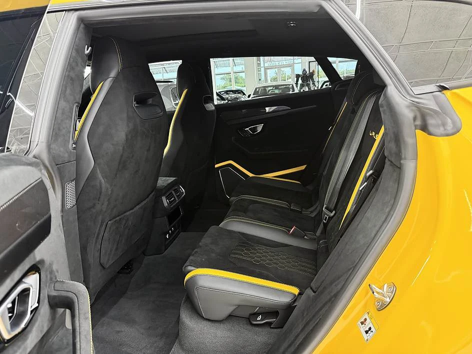 2024 Lamborghini Urus Performante - Image 18 of 20
