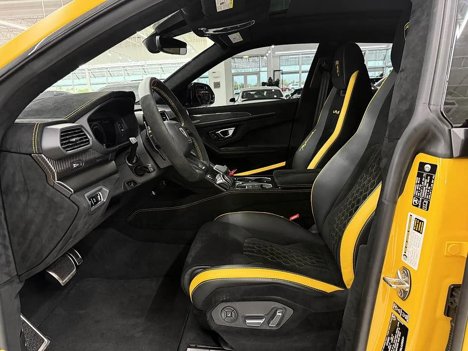 2024 Lamborghini Urus Performante - Image 14 of 20