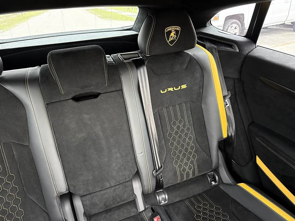 2024 Lamborghini Urus Performante - Image 13 of 20