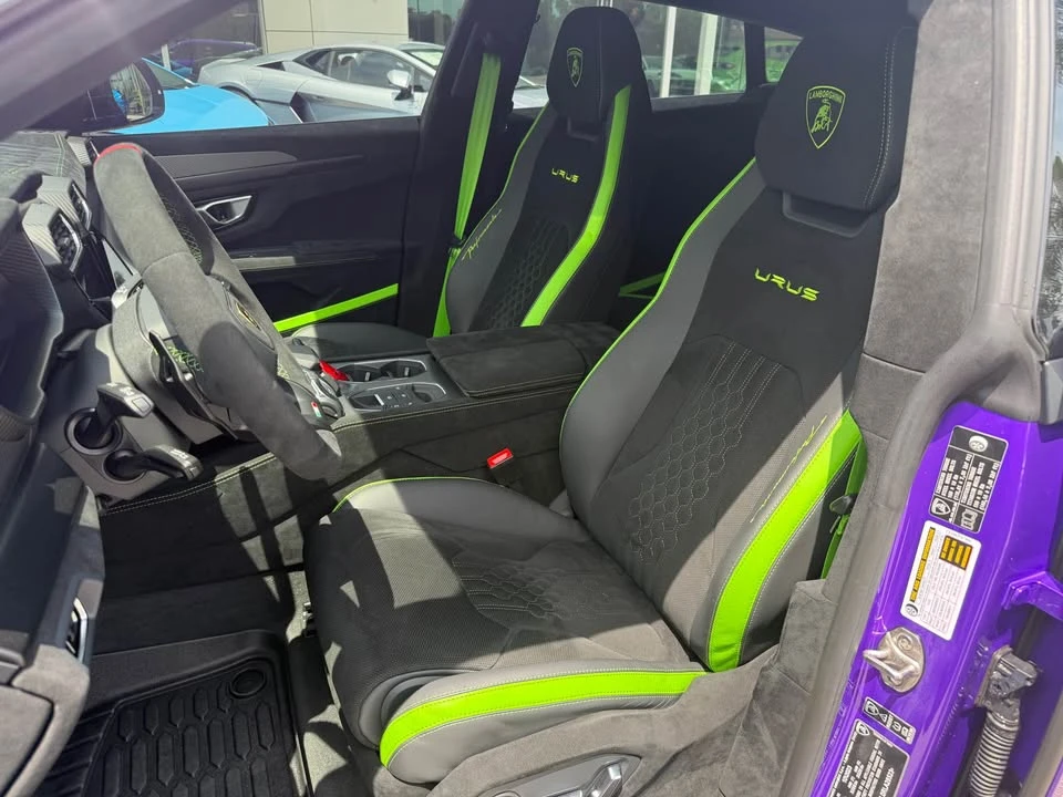 2024 Lamborghini Urus Performante - Image 14 of 16