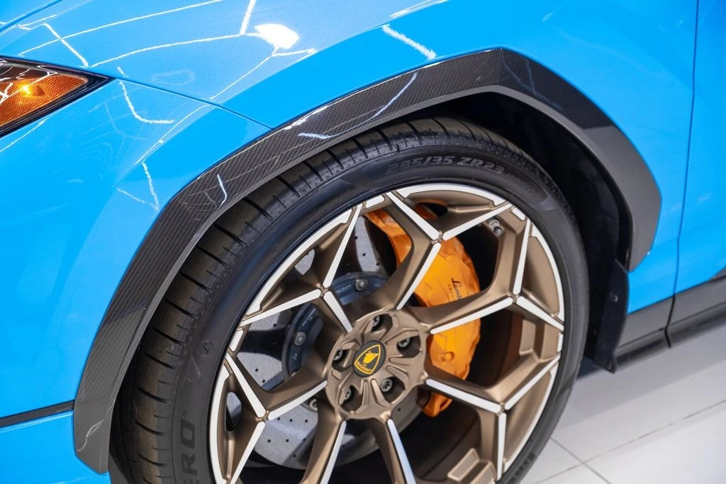 2024 Lamborghini Urus Performante - Image 24 of 31