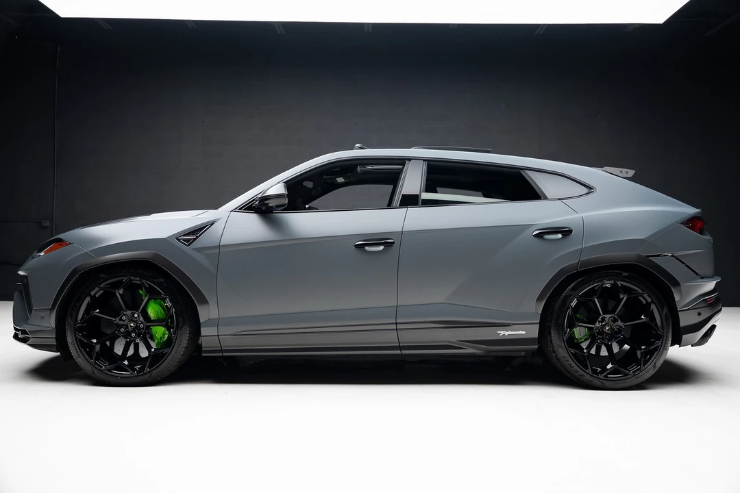 2024 Lamborghini Urus Performante - Image 19 of 31