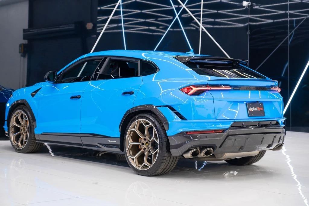 2024 Lamborghini Urus Performante - Image 13 of 31