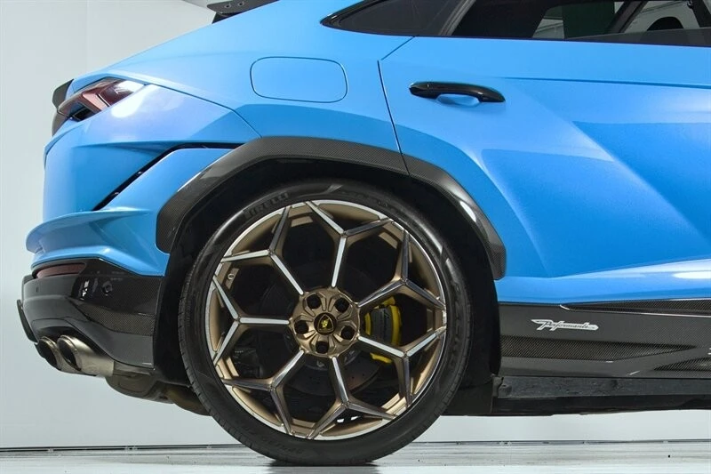 2024 Lamborghini Urus Performante - Image 12 of 31