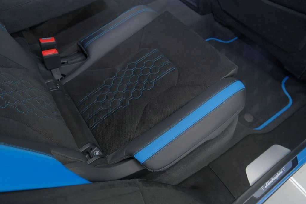 2024 Lamborghini Urus Performante - Image 29 of 31