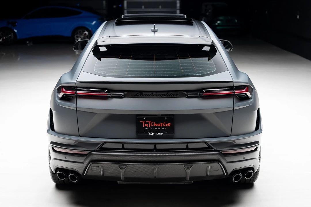 2024 Lamborghini Urus Performante - Image 29 of 31