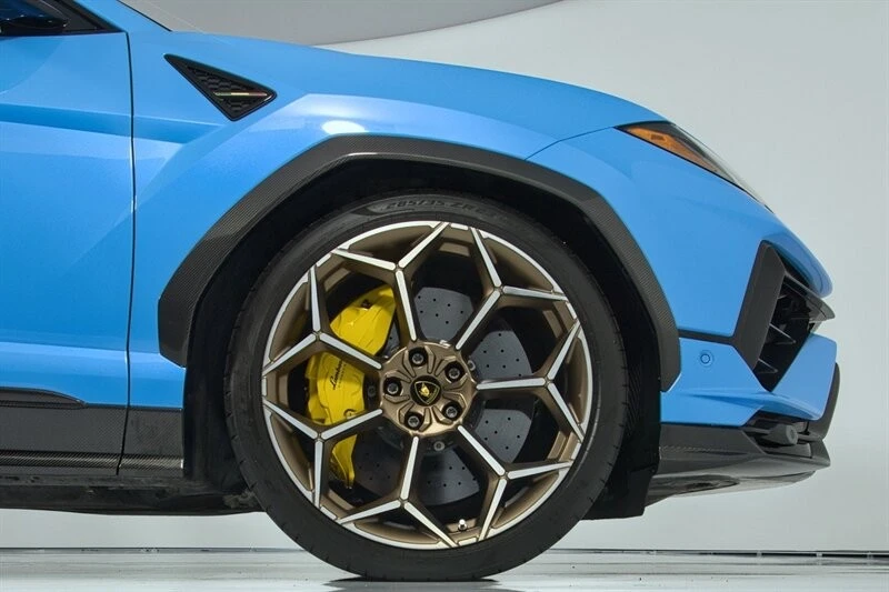 2024 Lamborghini Urus Performante - Image 13 of 31