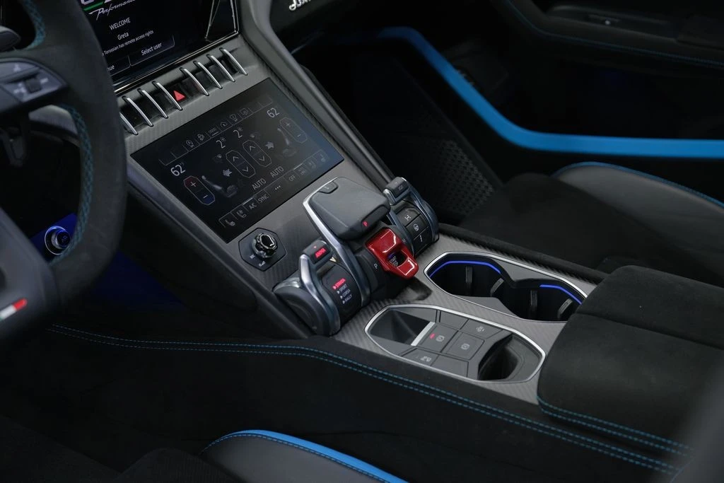 2024 Lamborghini Urus Performante - Image 20 of 31
