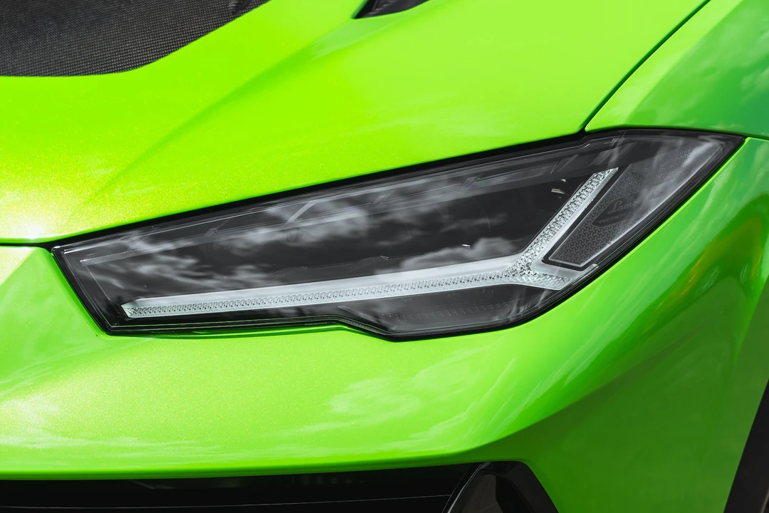 2024 Lamborghini Urus Performante - Image 13 of 31