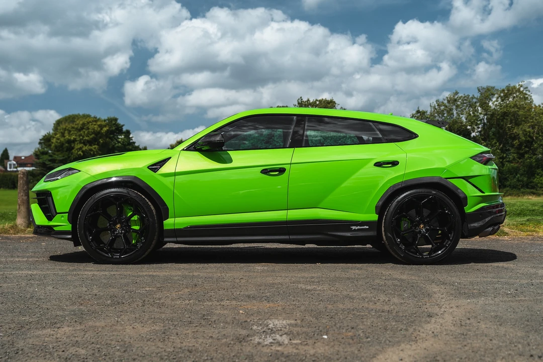2024 Lamborghini Urus Performante - Image 5 of 31